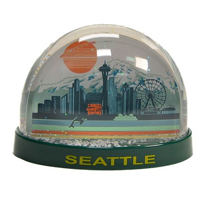 SEA BOTTOM LINE 3 PANEL ACRYLIC SNOW GLOBE M40122